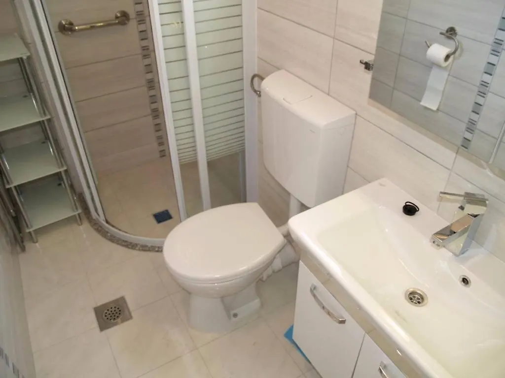 Apartment In Preko With Terrace, Air Conditioning, Wifi, Washing Machine