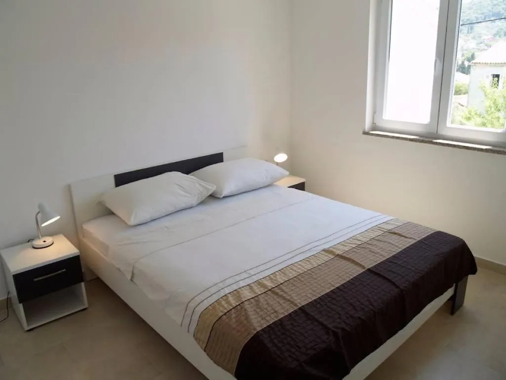 Apartment In Preko With Terrace, Air Conditioning, Wifi, Washing Machine